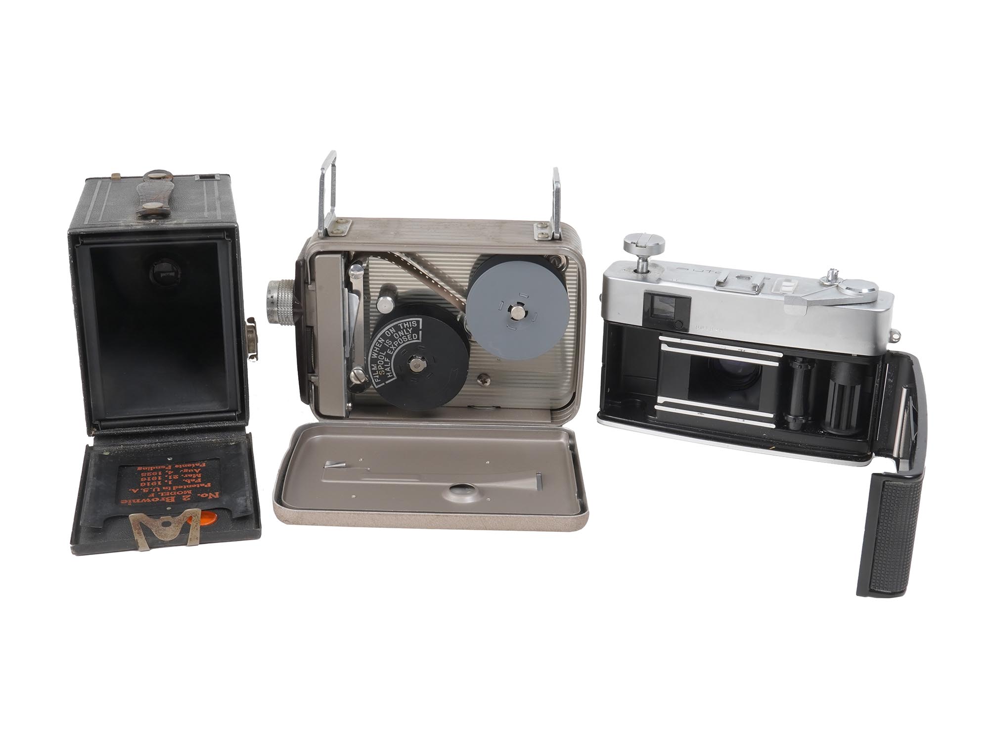 COLLECTION OF THREE VINTAGE PHOTO FILM CAMERAS PIC-3